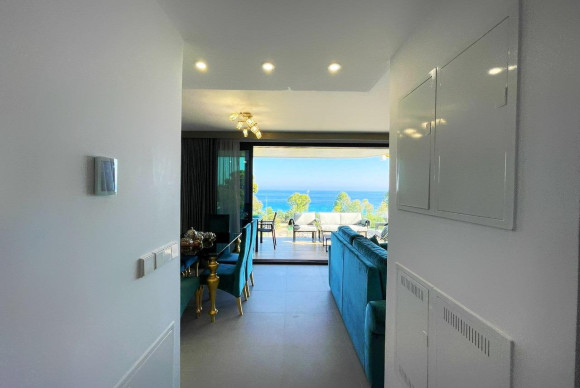 Reventa - Apartamento / piso - Villajoyosa - Playas Del Torres