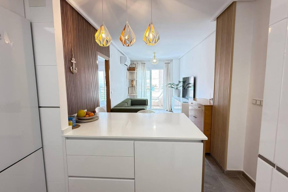 Reventa - Apartamento / piso - Torrevieja