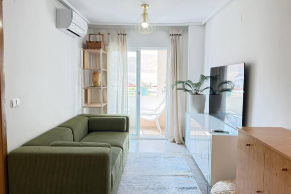 Reventa - Apartamento / piso - Torrevieja