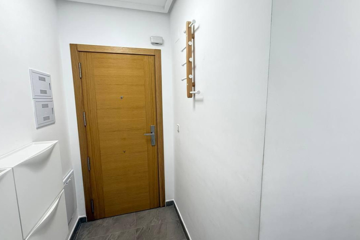 Reventa - Apartamento / piso - Torrevieja