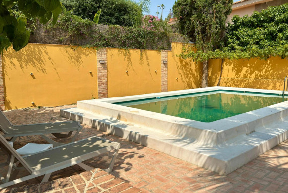 Reventa - House - Alicante - Vistahermosa