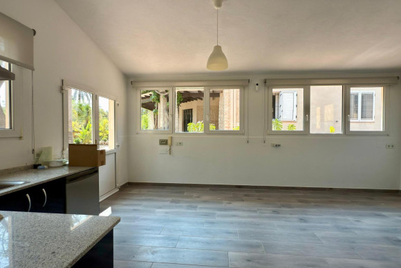 Reventa - House - Alicante - Vistahermosa