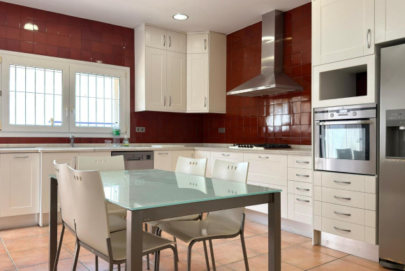 Reventa - House - Alicante - Vistahermosa