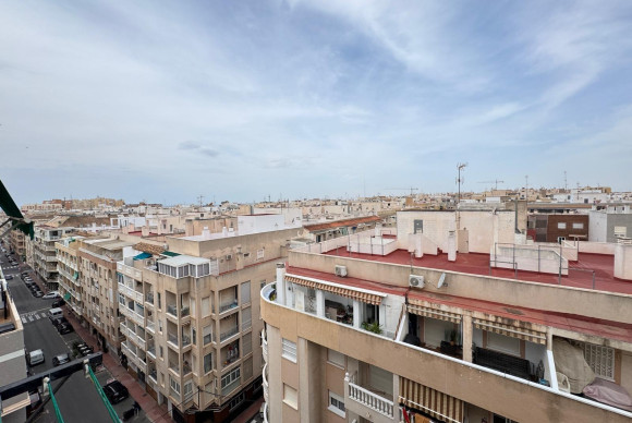 Herverkoop - Appartement  - Torrevieja - Centro