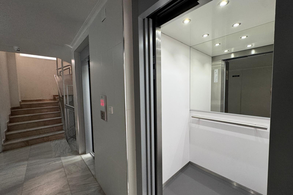 Herverkoop - Appartement  - Torrevieja - Centro