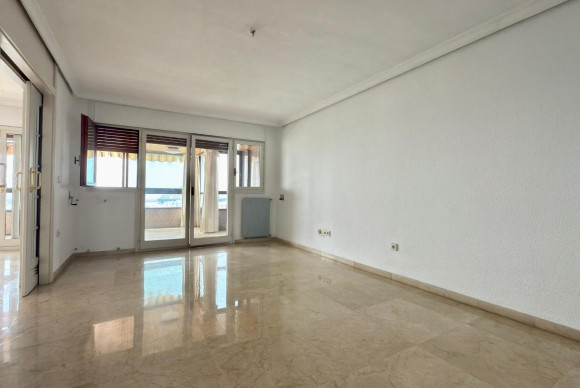Herverkoop - Appartement  - Alicante - Centro