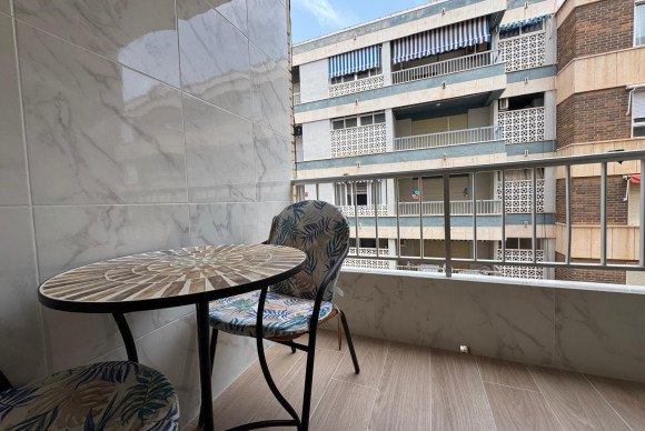 Revente - Appartement - Torrevieja - Playa del Cura
