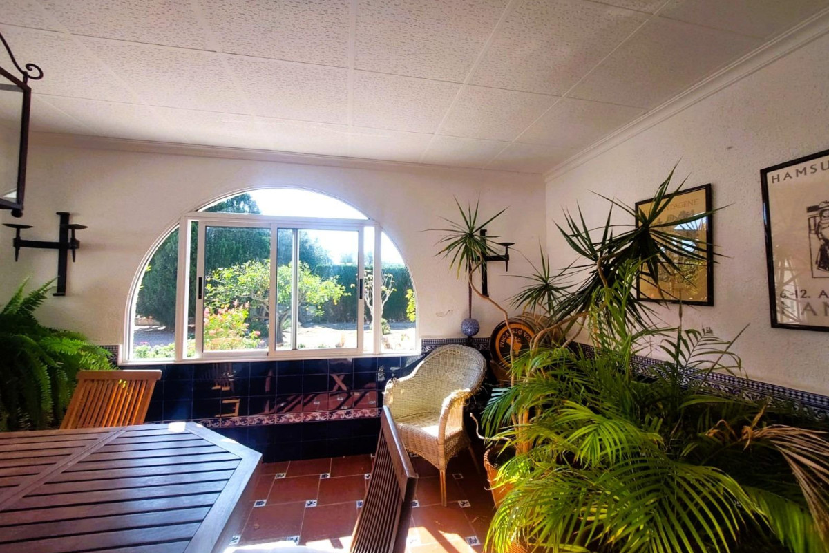 Reventa - Masía - LA MARINA