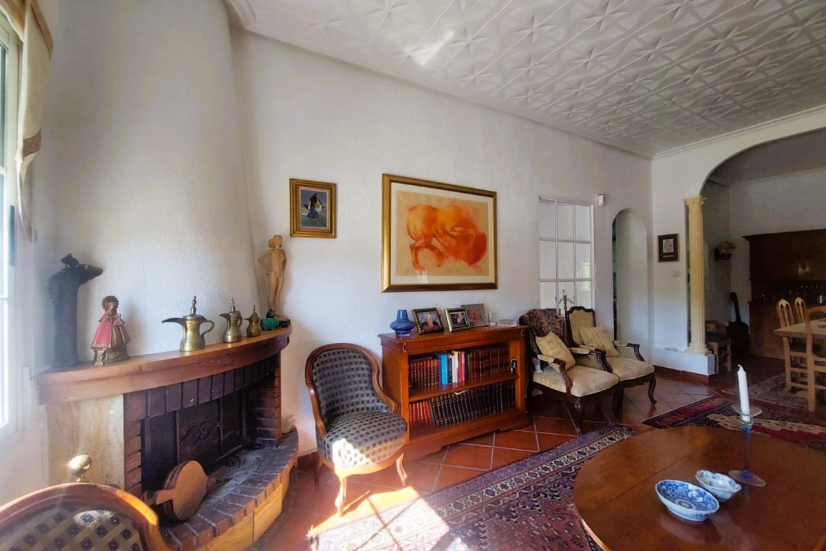 Reventa - Masía - LA MARINA