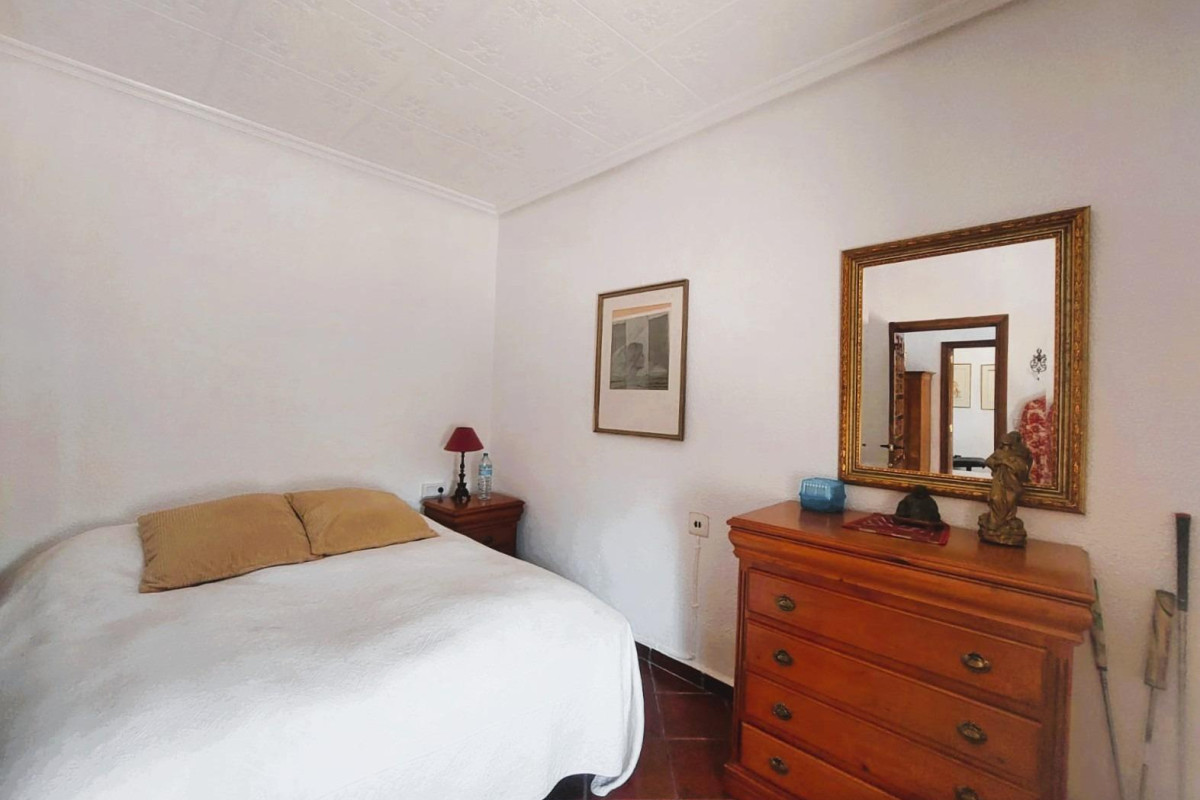 Reventa - Masía - LA MARINA