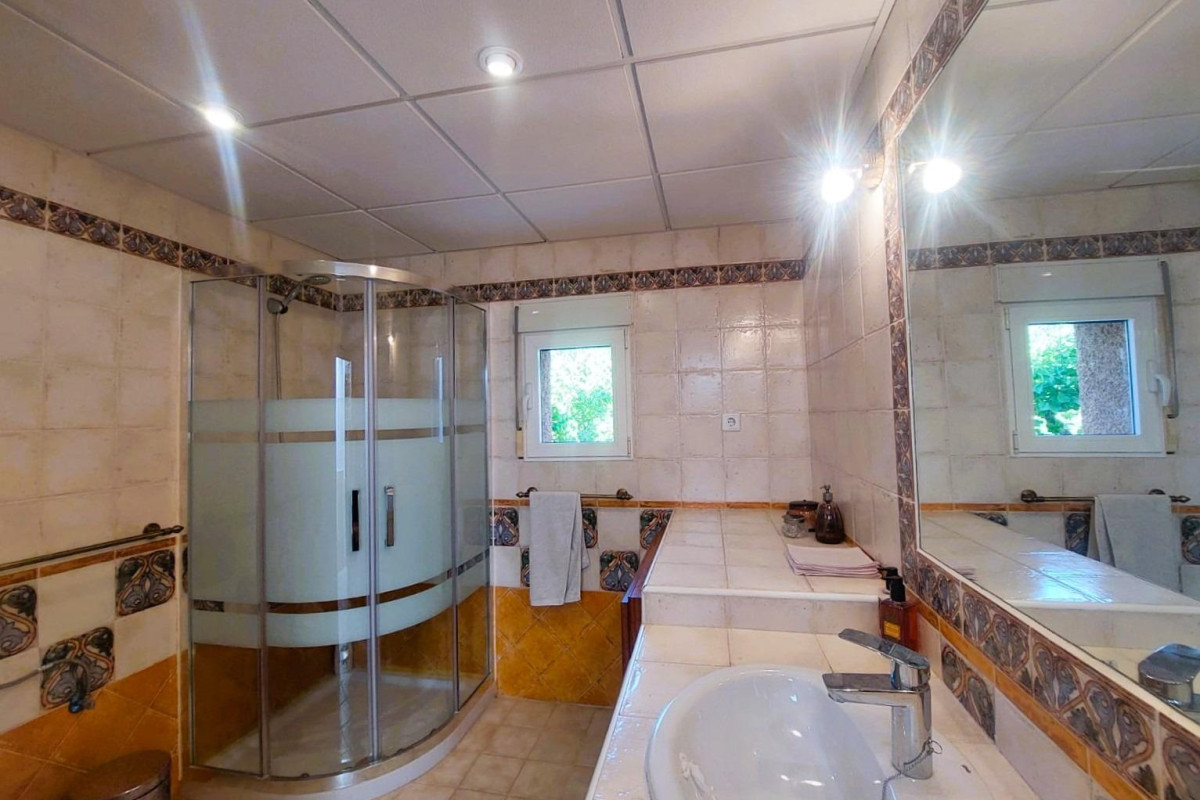 Reventa - Masía - LA MARINA