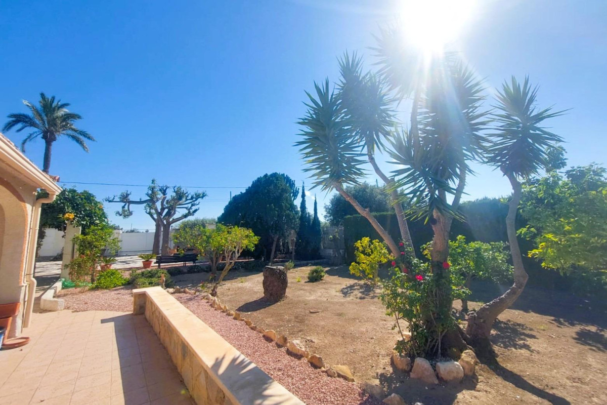 Reventa - Masía - LA MARINA