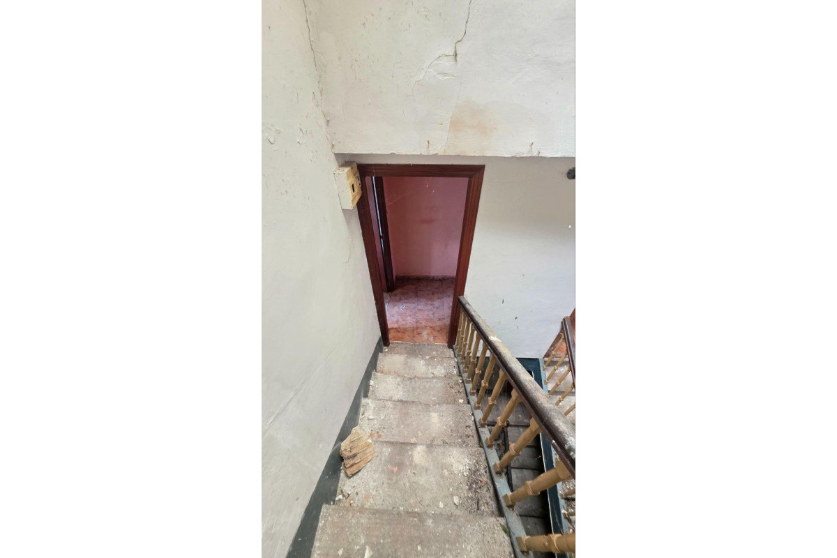 Herverkoop - Gebouw - Valdes - Luarca - Valdés