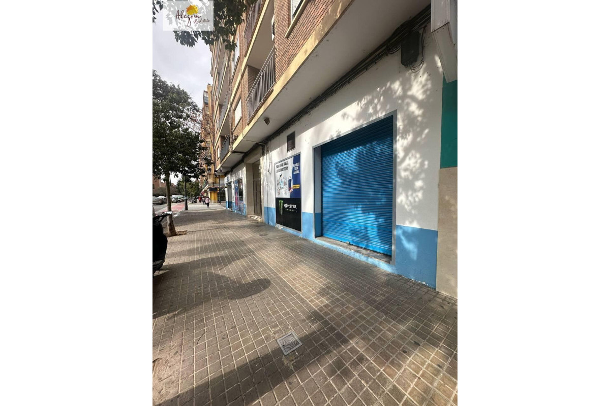 Herverkoop - Winkel Ruimte - Valencia - Mont-Olivet