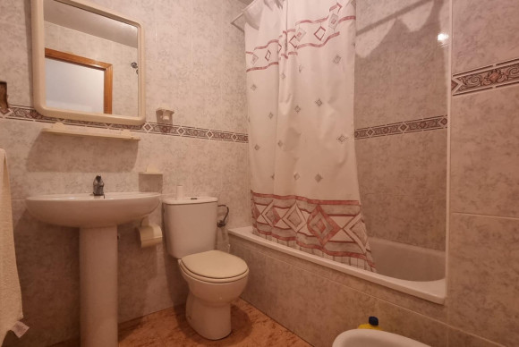 Reventa - Apartamento / piso - Torrevieja - Centro