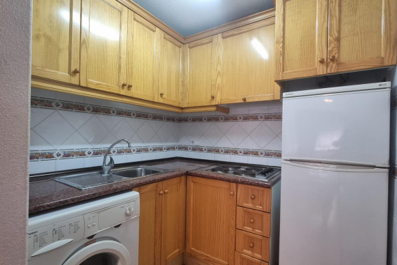 Reventa - Apartamento / piso - Torrevieja - Centro