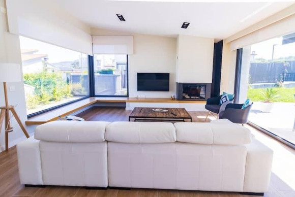 Herverkoop - LUXE VILLA - Gijon - Bernueces