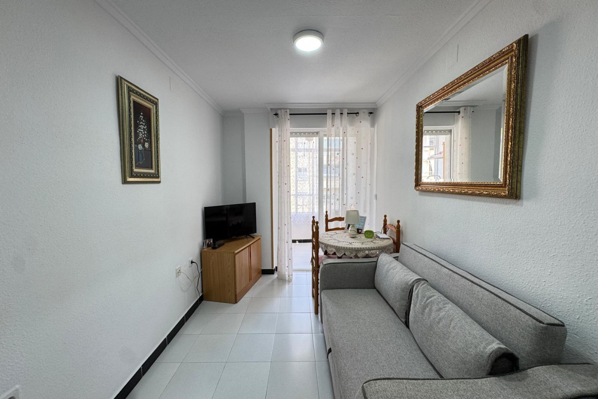 Reventa - Apartamento / piso - Torrevieja - Playa de los Locos