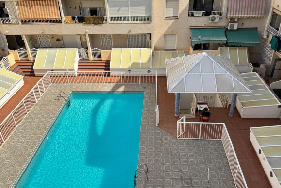 Reventa - Apartamento / piso - Torrevieja - Playa de los Locos