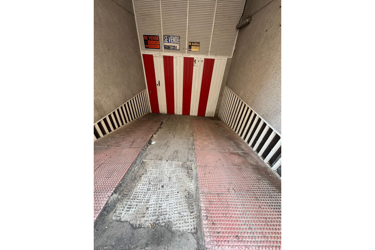 Herverkoop - Garage - Torrevieja - Playa del Cura