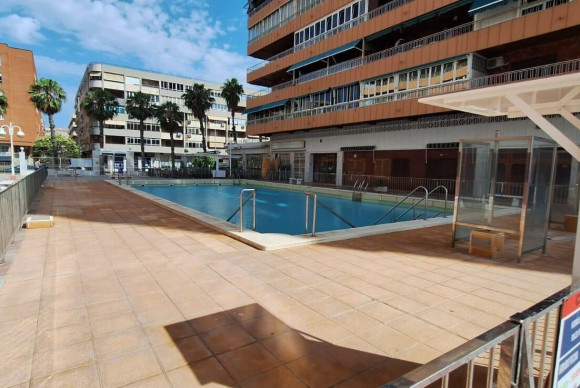Herverkoop - Appartement  - Torrevieja - Acequion