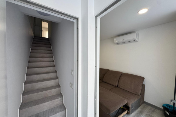 Reventa - Apartamento / piso - Torrevieja - Playa de los Locos