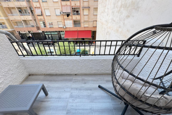 Reventa - Apartamento / piso - Torrevieja - Playa de los Locos