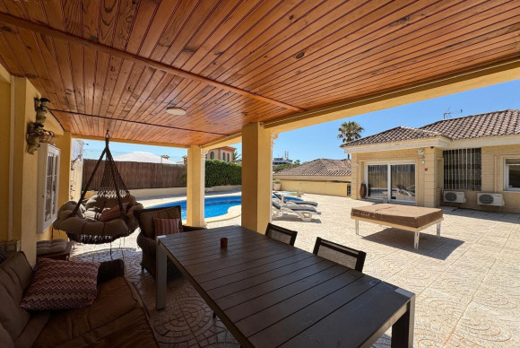 Reventa - Villa de Lujo - Orihuela Costa - Campoamor