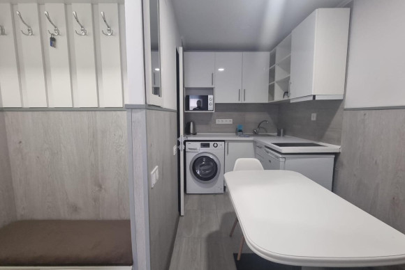 Reventa - Apartamento / piso - Torrevieja - Centro