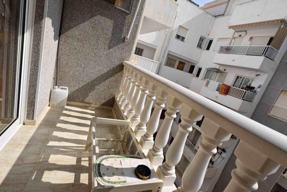 Reventa - Apartamento / piso - Torrevieja - Centro