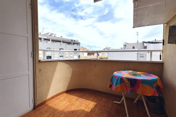 Herverkoop - Appartement  - Torrevieja - Estacion de autobuses