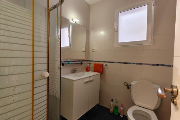 Reventa - Apartamento / piso - Torrevieja - Estacion de autobuses