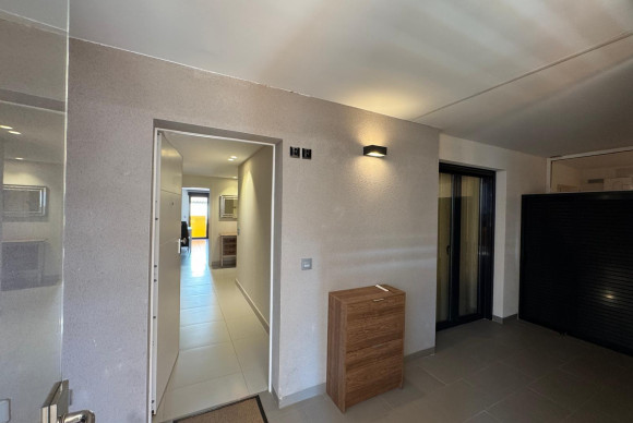 Reventa - Apartamento / piso - Torrevieja - Playa de los Locos