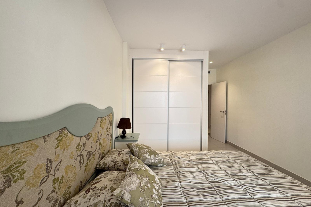 Reventa - Apartamento / piso - Torrevieja - Playa de los Locos