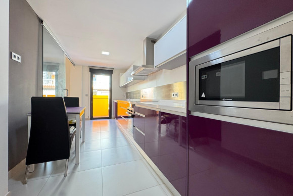 Reventa - Apartamento / piso - Torrevieja - Playa de los Locos