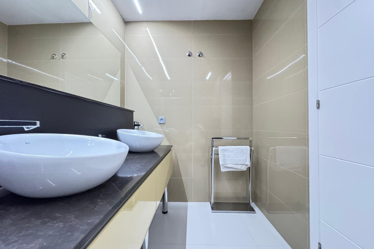 Reventa - Apartamento / piso - Torrevieja - Playa de los Locos