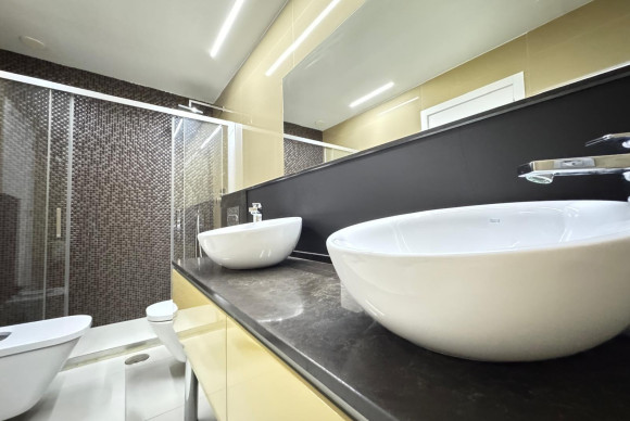 Reventa - Apartamento / piso - Torrevieja - Playa de los Locos