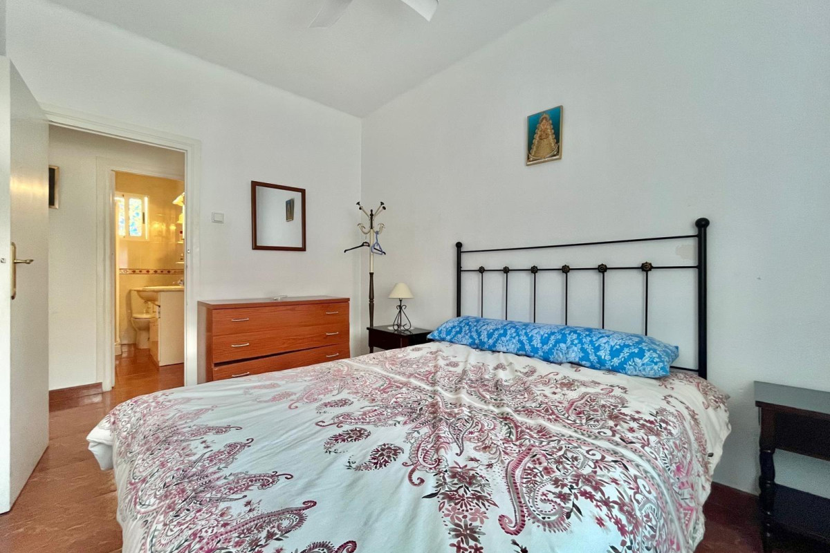 Reventa - Apartamento / piso - Torrevieja - Estacion de autobuses