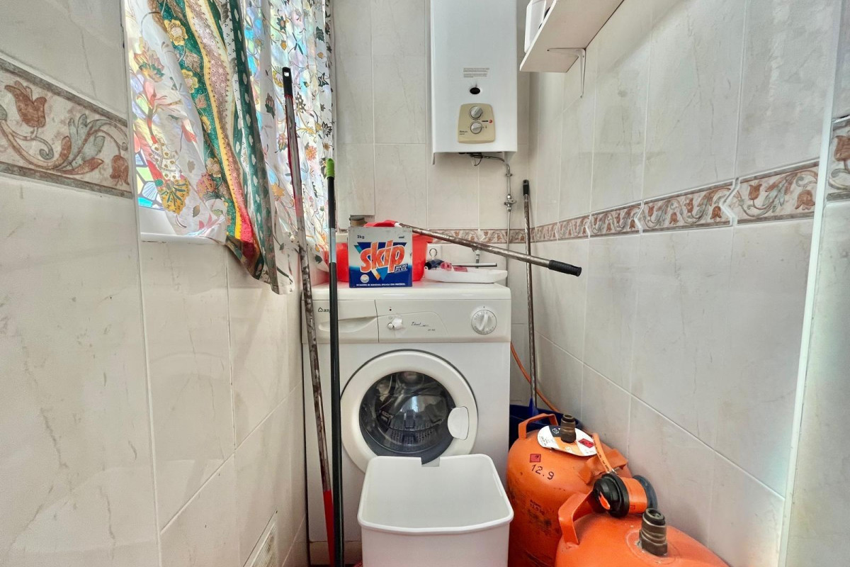 Reventa - Apartamento / piso - Torrevieja - Estacion de autobuses