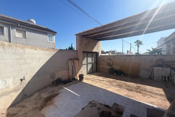 Reventa - Adosado - Torrevieja - San luis