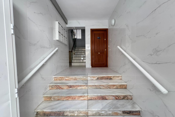 Herverkoop - Appartement  - Torrevieja - Centro