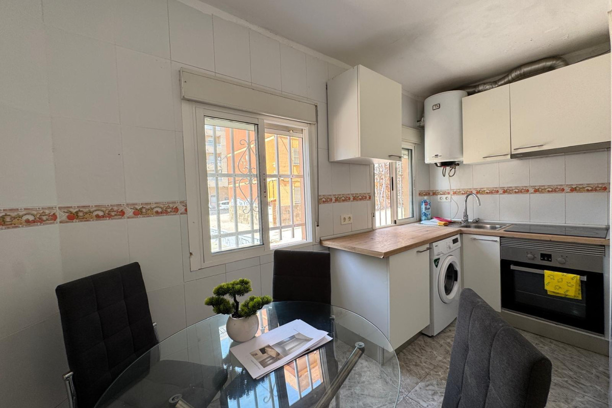 Herverkoop - Appartement  - Torrevieja - Centro