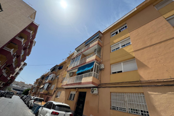 Herverkoop - Appartement  - Torrevieja - Centro