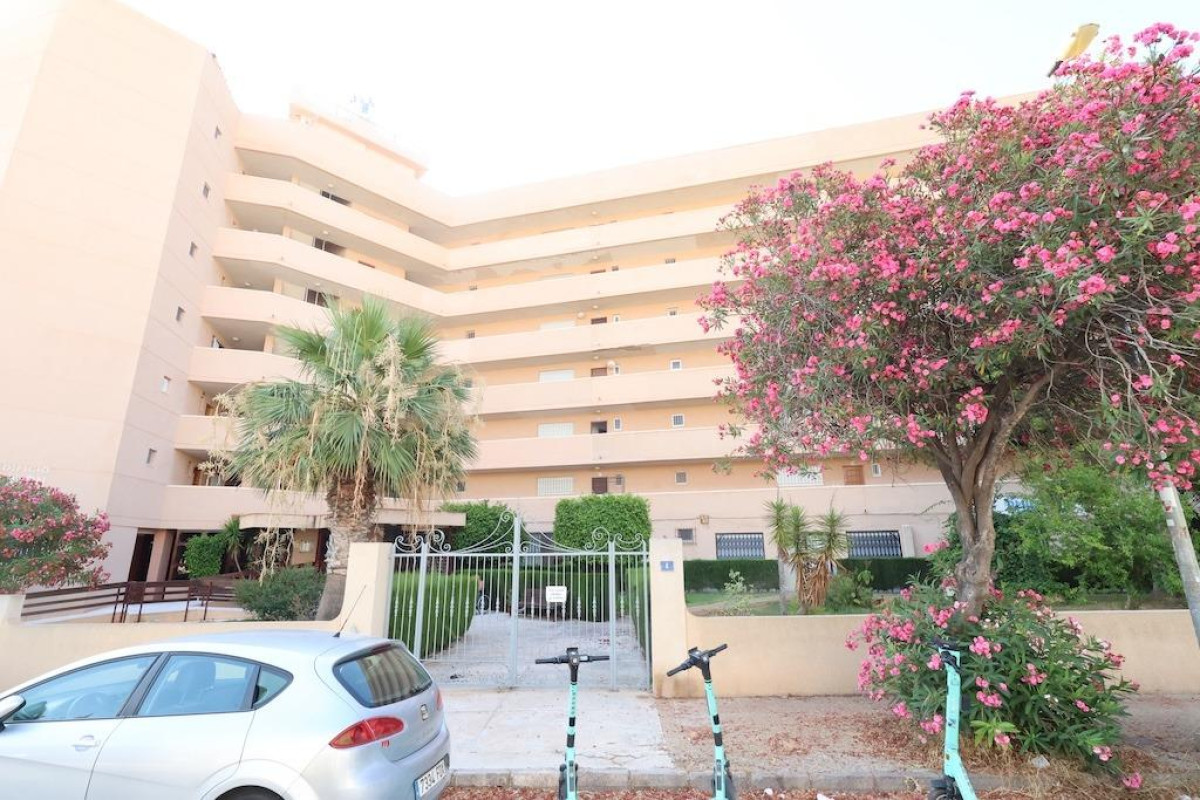 Reventa - Local Comercial - Orihuela Costa - La Zenia