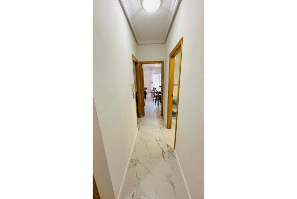 Herverkoop - Appartement  - Torrevieja - Acequion