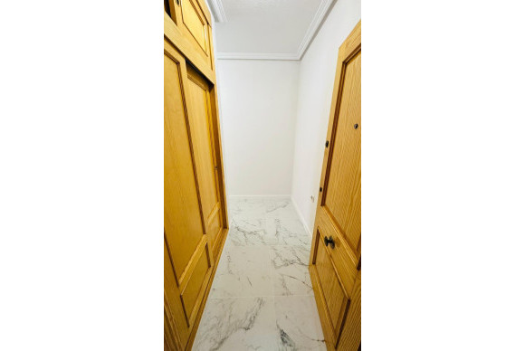 Herverkoop - Appartement  - Torrevieja - Acequion