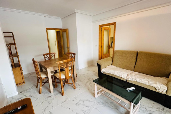 Herverkoop - Appartement  - Torrevieja - Acequion