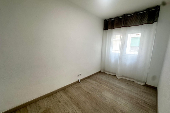 Herverkoop - Appartement  - Alicante - Plà del Bon Repòs-La Goteta