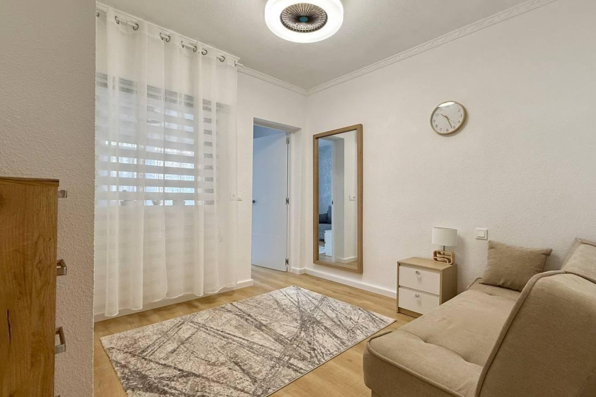 Herverkoop - Appartement  - Torrevieja - Los Frutales