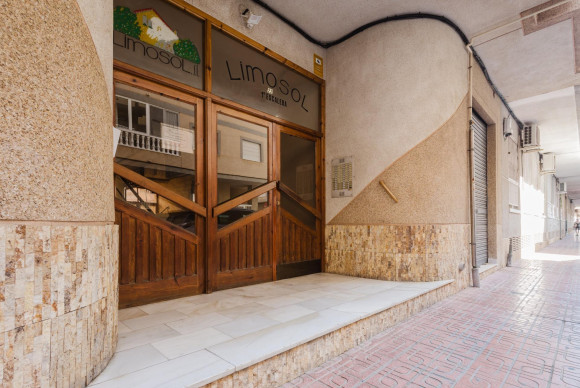 Reventa - Apartamento / piso - Torrevieja - Acequion